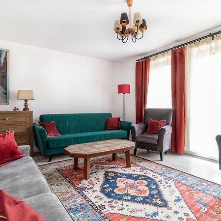 Wonderful 2- Bedroom Apartment With Soul Wwa70 Warsawa Bagian luar foto